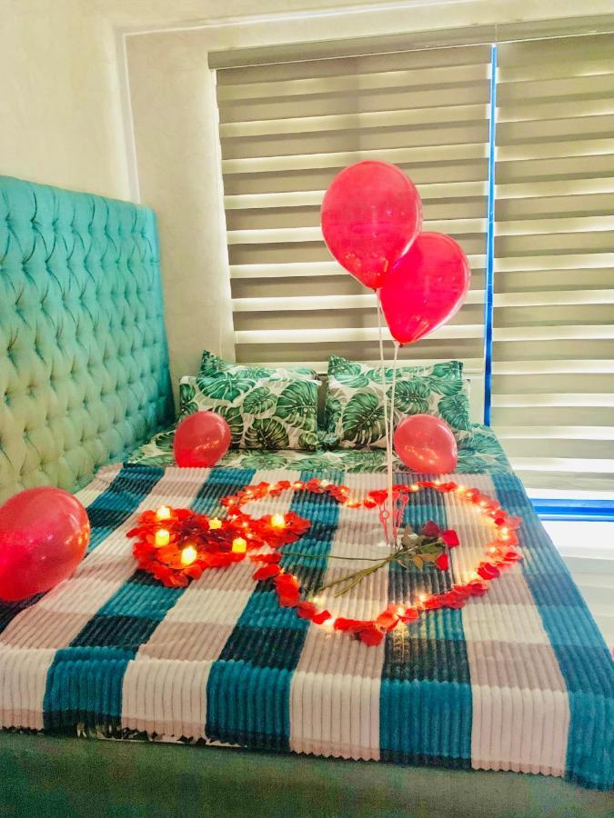 Sea 2-Br Unit With Free Parking Near Mall Of Asia Pasay Exterior photo