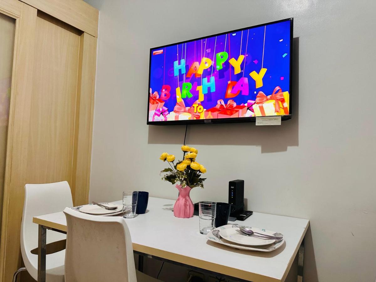 Sea 2-Br Unit With Free Parking Near Mall Of Asia Pasay Exterior photo
