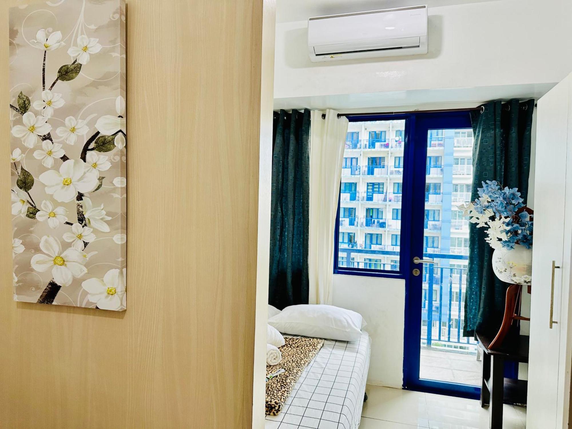 Sea 2-Br Unit With Free Parking Near Mall Of Asia Pasay Exterior photo