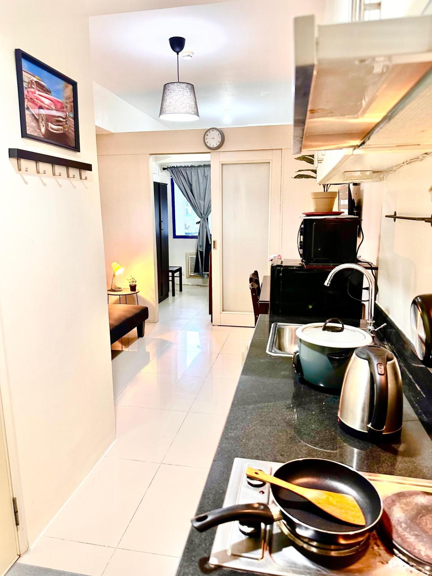 Sea 2-Br Unit With Free Parking Near Mall Of Asia Pasay Exterior photo